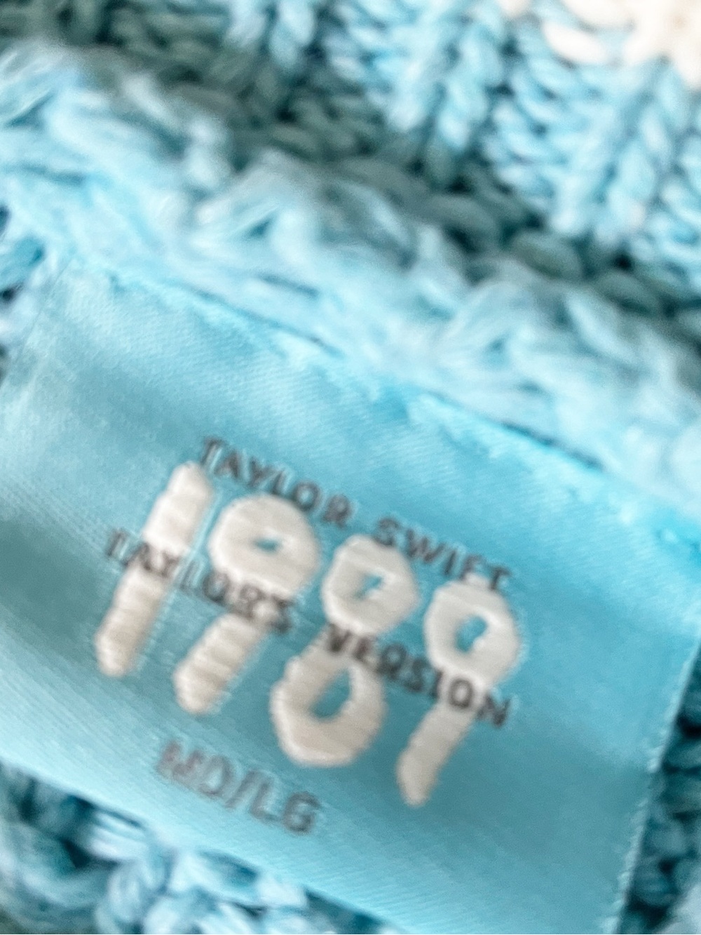 Taylor Swift blue cable knit cardigan M/L Taylor’s Version - Picture 8 of 12